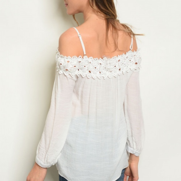 OFF WHITE OFF SHOULDER TOP - Picture 2 of 2